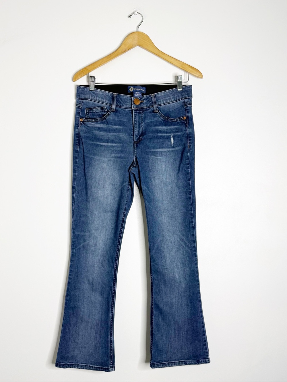 Democracy Itty Bitty Bootcut Jeans Size 8P Petite Blue Stretch Denim